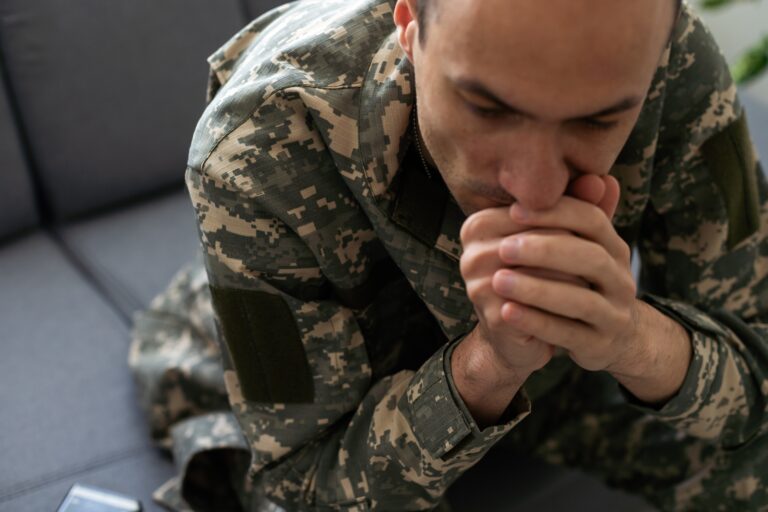 veteran suffering from ptsd